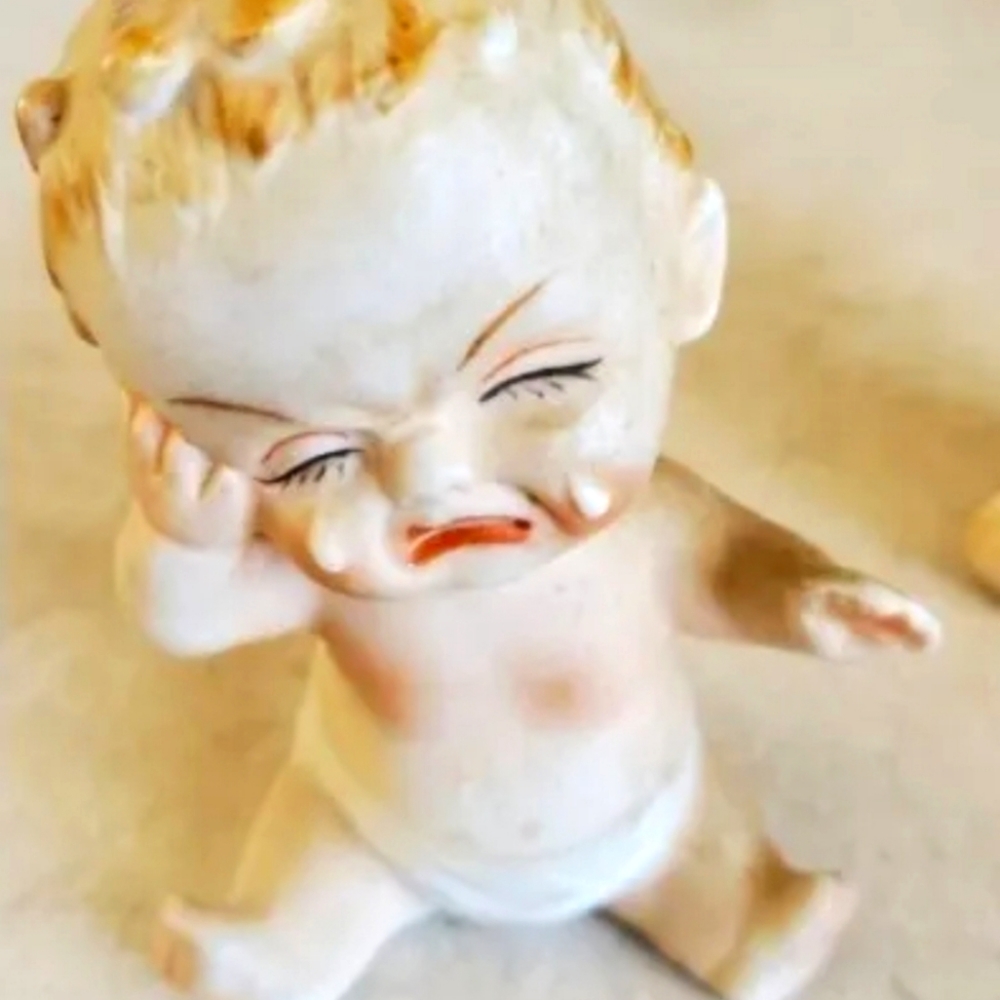 Vintage salt and pepper shakers baby vintage toddler salt holder